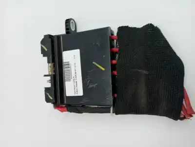 Pièce détachée automobile d'occasion boîtes à fusibles pour renault megane iv berlina 5p 1.3 tce références oem iam 241148160r  