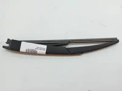 Recambio de automóvil de segunda mano de BRAZO LIMPIA TRASERO para DACIA DUSTER  referencias OEM IAM 7701045207  