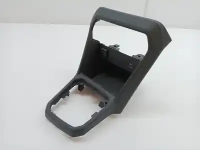 Автозапчастина б/у пластика для dacia sandero 999 cc посилання на oem iam 969317875r