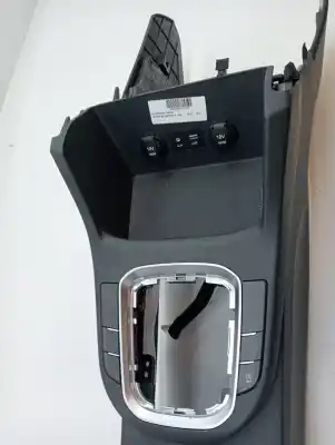 Gebrauchtes Autoersatzteil mittelkonsole zum hyundai i30 fastback n-line oem-iam-referenzen 84611g4000try  