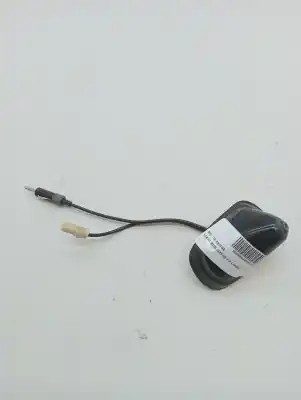 Recambio de automóvil de segunda mano de base de antena para lexus is200 (gxe10) 2.0 luxury referencias oem iam 8630053060