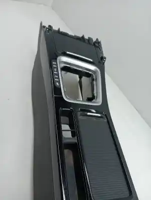 Автозапчастина б/у центральний подлокник для kia xceed 1.4 tgdi cat посилання на oem iam 84610j7400wk  