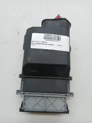Second-hand car spare part fuse box unit for opel insignia berlina expression oem iam references 13222786
