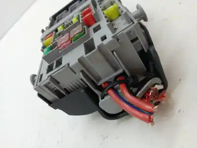 Second-hand car spare part fuse box unit for opel insignia berlina expression oem iam references 13222786  