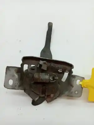Автозапчастина б/у замок капота для SUZUKI JIMNY SN (FJ) Cabrio JLX Посилання на OEM IAM 8211081A10  