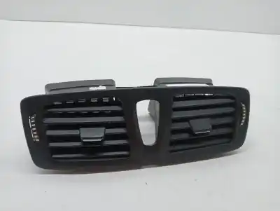 Second-hand car spare part air vent for renault megane iii berlina 5 p dynamique oem iam references 682600016r  