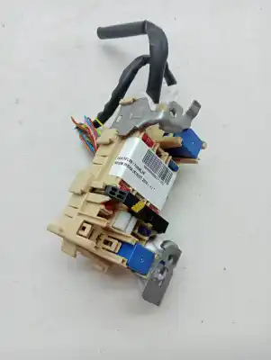 Pièce détachée automobile d'occasion BOÎTES À FUSIBLES pour NISSAN MICRA (K13)  Références OEM IAM 243111HA0A  