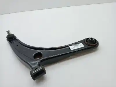 Peça sobressalente para automóvel em segunda mão Braço De Suspensão Inferior Dianteiro Direito por MITSUBISHI ASX Plus 2WD Referências OEM IAM 4013A280  