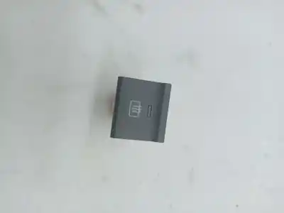 Pezzo di ricambio per auto di seconda mano  per VOLKSWAGEN POLO (6C1)  Riferimenti OEM IAM 6C0959621  