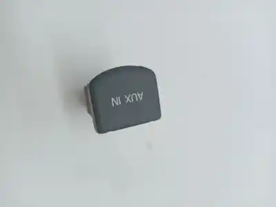 Pezzo di ricambio per auto di seconda mano  per VOLKSWAGEN POLO (6C1)  Riferimenti OEM IAM 6R0035724  