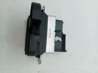 Pezzo di ricambio per auto di seconda mano baule / serratura del cancello per volkswagen polo (6c1) * riferimenti oem iam 6r0827505f  6r0827505f9b9