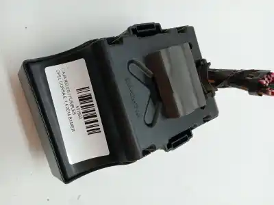 Pezzo di ricambio per auto di seconda mano Scatola Relè/fusibili per OPEL CORSA D (S07) 1.4 (L08 L68) Riferimenti OEM IAM 2B0Z4010F  