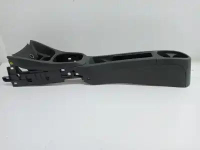 Recambio de automóvil de segunda mano de Apoyabrazos Central para OPEL CORSA D (S07) 1.4 (L08 L68) referencias OEM IAM 13403141  