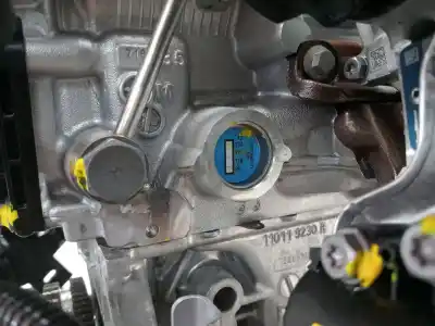 Автозапчастина б/у двигун комплект для dacia sandero 0.9 tce cat посилання на oem iam h4d480  d140422