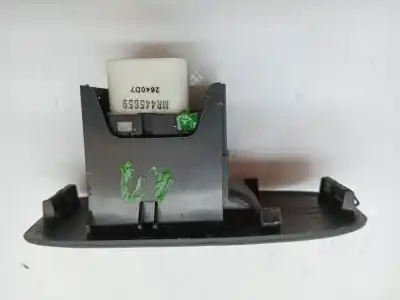 Second-hand car spare part rear right power window switch for mitsubishi montero (v60/v70) 3.2 di-d avance oem iam references mr445659  