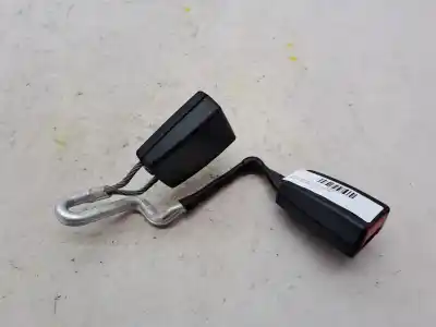 Автозапчастина б/у гачок для audi a3 (8p) * посилання на oem iam 8p0857739c