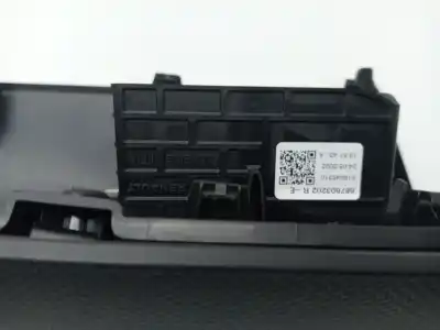 Автозапчастина б/у центральна консоль для dacia sandero 0.9 tce cat посилання на oem iam 683102674r  