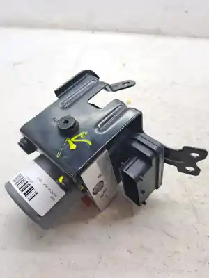 Gebrauchtes Autoersatzteil  zum HYUNDAI IX35  OEM-IAM-Referenzen 589202Y350  
