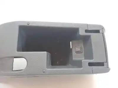Автозапчастина б/у центральний подлокник для skoda superb combi (3t5) ambition посилання на oem iam 3t0863243ylk  3t0863241e