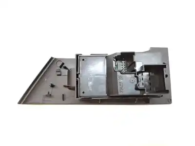 Pièce détachée automobile d'occasion commande de lève vitre arrière droit pour opel astra j lim. 4türig selection références oem iam 13301886  