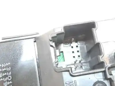 Pièce détachée automobile d'occasion commande de lève vitre arrière droit pour opel astra j lim. 4türig selection références oem iam 13301886  