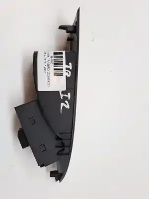 Pièce détachée automobile d'occasion commande de lève vitre arrière gauche pour opel astra j lim. 4türig selection références oem iam 13301888  