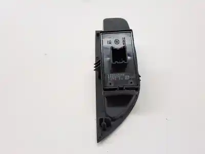 Pièce détachée automobile d'occasion commande de lève vitre arrière gauche pour opel astra j lim. 4türig selection références oem iam 13301888  
