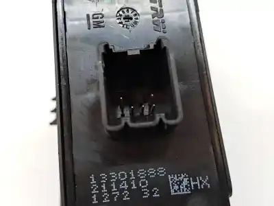 Pièce détachée automobile d'occasion commande de lève vitre arrière gauche pour opel astra j lim. 4türig selection références oem iam 13301888  