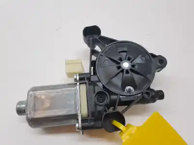 Pièce détachée automobile d'occasion moteur lève vitre avant droit pour skoda octavia berlina (1z3) 1.4 16v tsi références oem iam 5q0959802b  