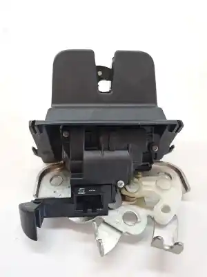 Second-hand car spare part trunk lock for skoda superb combi (3t5) ambition oem iam references 8k9827505a  