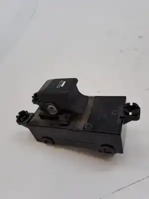 Peça sobressalente para automóvel em segunda mão botão / interruptor elevador vidro traseiro esquerdo por kia cee´d active referências oem iam 93580a2000  49d5101000