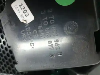 Автозапчастина б/у пластика для skoda superb combi (3t5) ambition посилання на oem iam 3t0863077b  