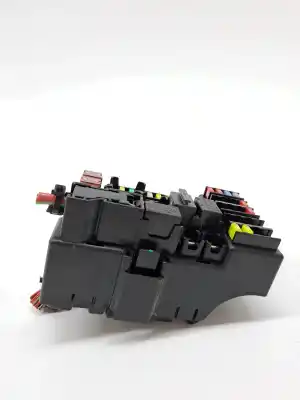 Second-hand car spare part fuse box unit for opel adam manual oem iam references 2b0z4010f  