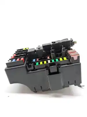 Second-hand car spare part fuse box unit for opel adam manual oem iam references 2b0z4010f  