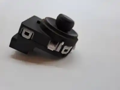 Second-hand car spare part rearview side mirror switch for opel adam manual oem iam references 13271827  6240710