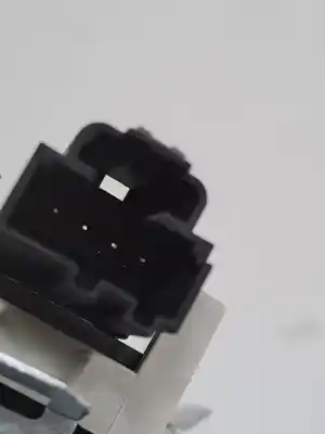 Pezzo di ricambio per auto di seconda mano luce interna per ford c-max c-max riferimenti oem iam 2038689  bm5113776fe3am1