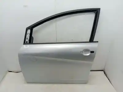 Tweedehands auto-onderdeel Linker Voordeur voor SEAT TOLEDO (5P2) 1.9 TDI OEM IAM-referenties 5P0831055  
