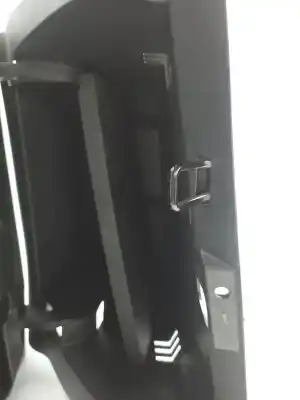 Автозапчастина б/у бардачок для ford kuga (cbs) titanium посилання на oem iam 1831676  am51r06044cb35b8