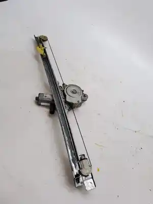 Pièce détachée automobile d'occasion léve glace avant droit pour opel vivaro a furgoneta (x83) 1.9 dti (f7) références oem iam 91165705  