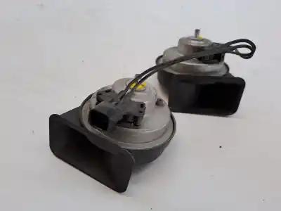 Second-hand car spare part horn for ford kuga (cbs) titanium oem iam references 2697271  dv4t13a803ad