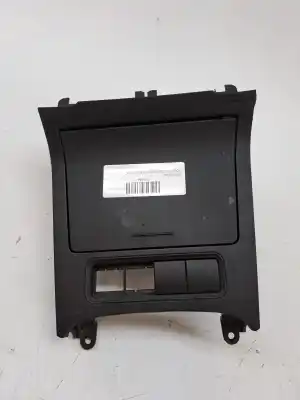 Gebrauchtes Autoersatzteil Aschenbecher zum VOLKSWAGEN JETTA (1K2)  OEM-IAM-Referenzen 1K0857961  