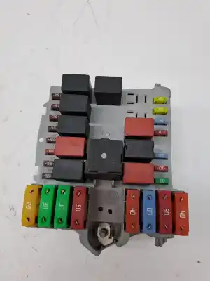 Second-hand car spare part FUSE BOX UNIT for FIAT BRAVO I (182_)  OEM IAM references 51832042  