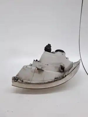 Second-hand car spare part right headlight for opel vivaro a furgoneta (x83) 1.9 dti (f7) oem iam references 91165720  