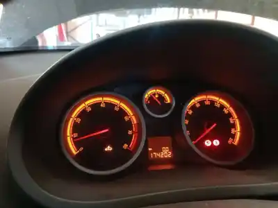Автозапчасти б/у приборная доска за opel corsa c 1.2 16v cat (z 12 xe / lw4) ссылки oem iam 13373006
