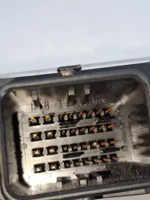 Second-hand car spare part ecu engine control for opel vivaro a furgoneta (x83) 1.9 dti (f7) oem iam references 93454633  