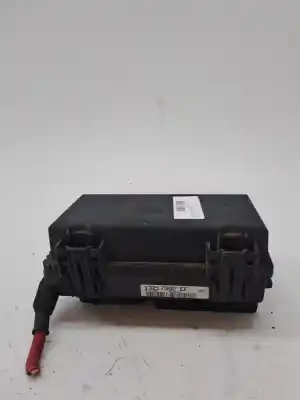Pezzo di ricambio per auto di seconda mano scatola relè/fusibili per opel corsa d ´´111 years´´ riferimenti oem iam 13217392ef  