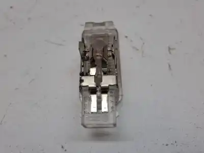 Автозапчасти б/у внутренний свет за audi a4 avant (8e) a4 avant 8e ссылки oem iam 8e0947101  