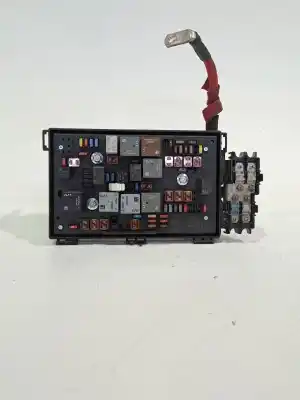 Second-hand car spare part FUSE BOX UNIT for OPEL ASTRA J LIM.  OEM IAM references 13343769  