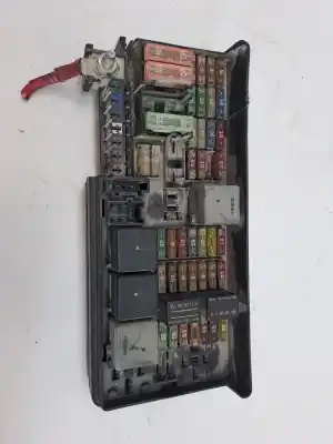 Recambio de automóvil de segunda mano de caja reles / fusibles para mercedes clase m (w164) 3.0 cdi cat referencias oem iam a1645400272