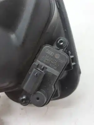 Автозапчасти б/у наружная крышка топлива за skoda superb combi (3t5) active ссылки oem iam 3v5809702c  